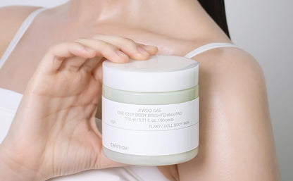 CELIMAX Ji Woo Gae One Step Body Brightening Pad 60 Almohadillas – Exfoliante Cuerpo